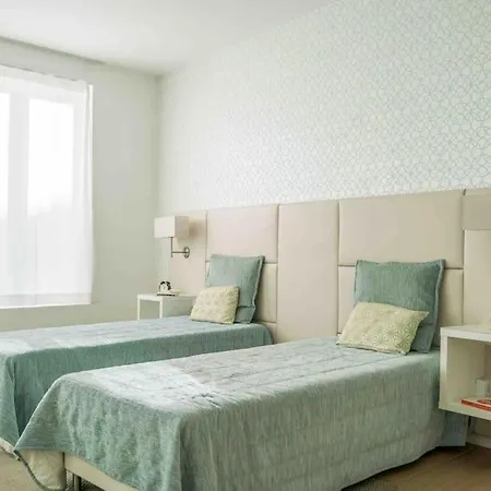 Heart Of Principe Real Neighborhood Apartment Lisbon